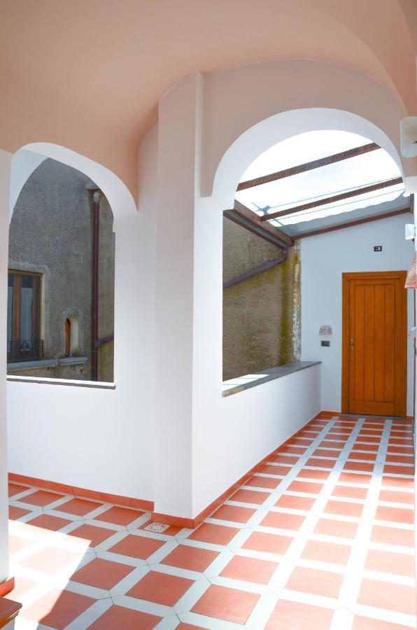 L'Antico Episcopio Bed & Breakfast Scala Exterior photo